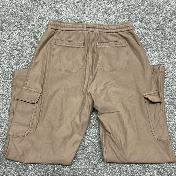 Athleta Jogger Farallon Cargo Crop Pants Womens 2 Tan Elastic Waist Pockets - Picture 8 of 8